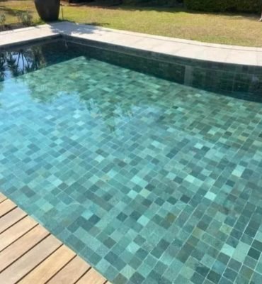 Revestimento de piscina Pedra Caribe da Hijau Brasil