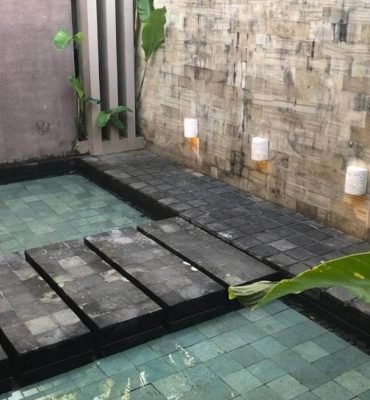 Revestimento de piscina Pedra Hitam da Hijau Brasil