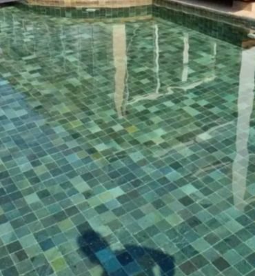 Revestimento de Piscina Pedra Caribe, da Hijau Brasil